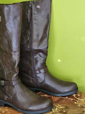 Beartraps Cassidy Brown Leather-Look Boots (US 9)